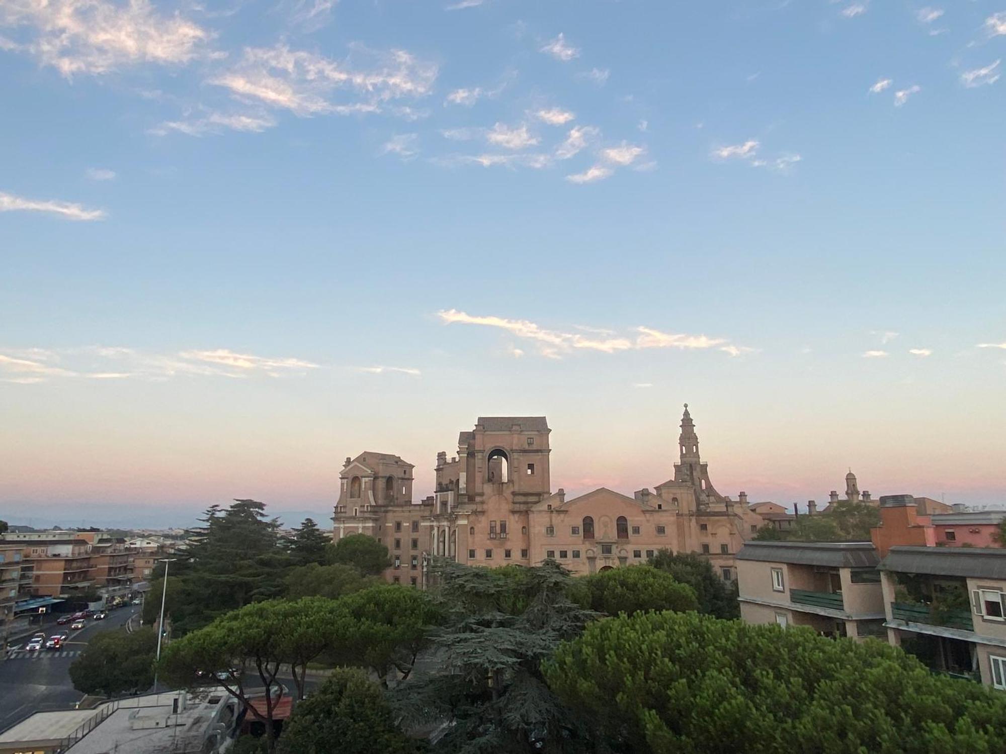 Attico Panoramico Luxury Romaアパートメント エクステリア 写真